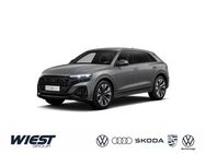 Audi Q8, 55 TFSI e quattro, Jahr 2022 - Darmstadt