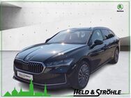 Skoda Superb, 2.0 TDI Combi, Jahr 2022 - Neu Ulm