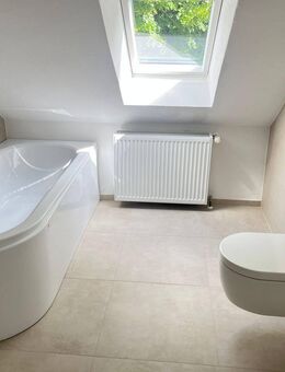 Mod. Provisionsfrei: EFH mit Einliegerwohnung: Wärmepumpe, Photovoltaik, Feldrandlage - Uetze
