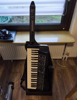 Moog 338 A/338 BX Keytar-Synthesizer mit Netzteil - Brackel