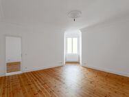 Bezugsfreie 3-Zimmer-Wohnung in Rigaer Straße. Hohe Decken, Dielenböden, Altbauflair. - Berlin