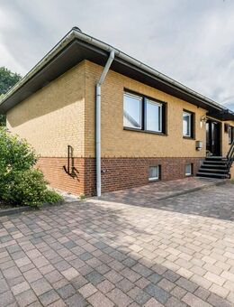 Geestland-Debstedt // Gepflegter, vollunterkellerter Bungalow sucht neuen Eigentümer - Langen (Landkreis Cuxhaven)