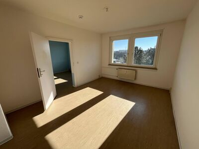 schöne helle 2-Raum Wohnung in Weißenfels West Obergeschoß