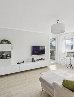 Modernisierte 3,5-Zimmer-Wohnung im 3. OG mit Aufzug, Balkon & Garage - Remseck (Neckar)