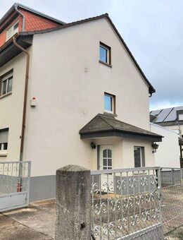 Frankfurt-Kalbach, großzügige 3 Zi. EG ETW, Terrasse, Gartenanteil, Garage und Nebengebäude - Frankfurt (Main)
