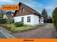 Sehr gepflegtes Einfamilienhaus mit Garage in idyllischer Wohnlage - Neustadt (Sachsen)