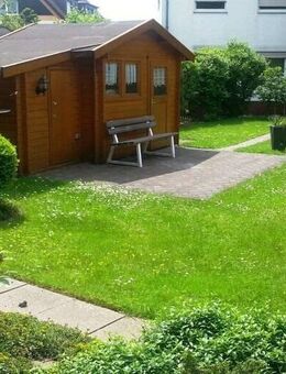 Dachgeschosswohnung mit eigenem Garten , Balkon und Garage - Schwerte (Hansestadt an der Ruhr)