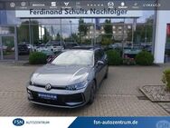 VW Passat Variant, 2.0 l TDI R-Line 193PS, Jahr 2024 - Rostock