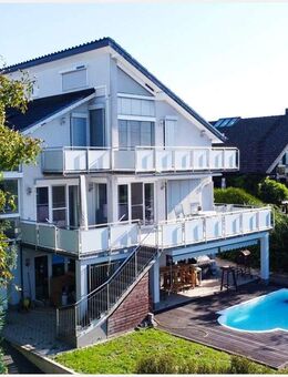 Hochwertig ausgestattete Stadtvilla in Grünberg - Grünberg