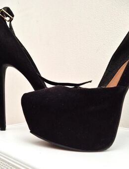 Plateau High Heels in Größe 39 schwarzes Velourleder - Marl Zentrum