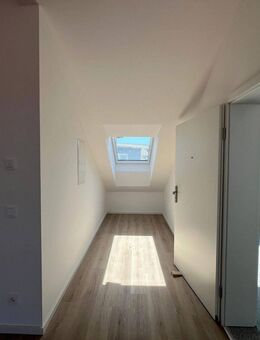JOCKGRIM: Moderne Neubauwohnung inkl. Einbauküche - Jockgrim
