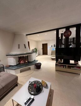 Exklusive 5-Zimmer-Penthousewohnung mit großer Dachterrasse und Kamin - Dransfeld