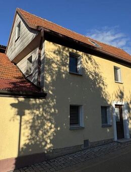 Kleines Einfamilienhaus an der Stadtmauer in Lichtenfels - Lichtenfels (Bayern)