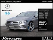 Mercedes A 250, Progressive Ambiente 17, Jahr 2018 - Plettenberg