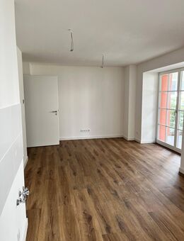 2-R-Komfortwohnung mit eigener Terrasse im Innenhof - Meißen