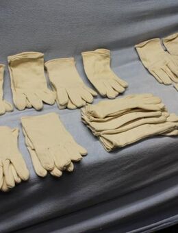 13 Paar Arbeitshandschuhe Textil Stoff Grösse siehe Fotos innen etwas flauschig, Kühlhaus  Material Textil Stoff - Hennef (Sieg) Zentrum