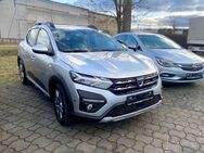 Dacia Sandero, Stepway Comfort TCe 100 ECO-G, Jahr 2022 - Bad Belzig