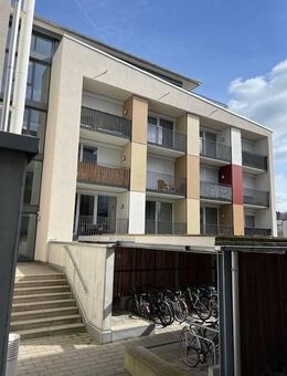 Pünktlich zum Semesterstart! TOP-Studenten-WG-Wohnung in Komfortgröße mit Balkon - Passau
