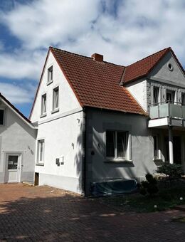 Zweifamilienhaus im Altbau-Villenstil in Scharrel - Saterland