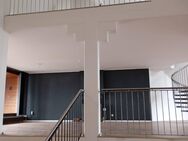 Repräsentative großzügige Wohnung mit großer Galerie und Loggia im Herzen von Nürnberg - Nürnberg