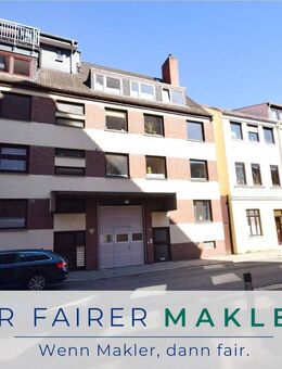 3-Zimmer Dachgeschosswohnung mit saniertem Badezimmer und Ausbaupotenzial in bester Lage in Findorff - Bremen
