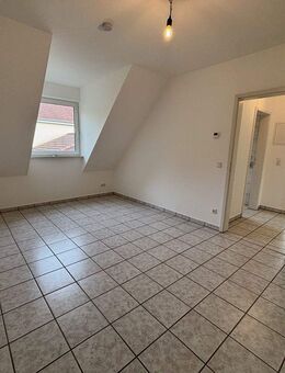 Eine 3-Zimmer Dachgeschosswohnung in Wiesbaden-Naurod sucht neue Bewohner! - Wiesbaden