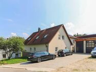 Zweifamilienhaus mit Einliegerwohnung, Gewerbehalle, Garagen, Werkstatt und Garten in ruhiger Lage - Duggendorf