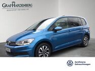 VW Touran, 1.5 TSI Active Einparkhilfen, Jahr 2023 - Konstanz