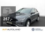 VW T-Roc, 1.0 TSI Life | | | |, Jahr 2024 - Dingolfing