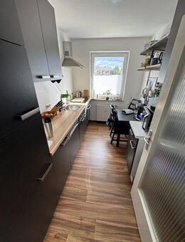 Kernsanierte Wohnung mit EBK im zentralen Stadtbereichs Bad Pyrmonts - Bad Pyrmont