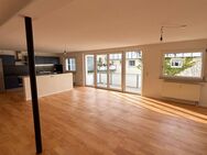 Nibelungenviertel außergewöhnliche loftartige 3 Zimmer Wohnung mit Westbalkon - Nürnberg