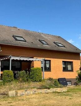 Buchholz-Aller: 1-2 Fam. Haus in sehr guter Wohnlage von Buchholz zu verkaufen. - Buchholz (Aller)