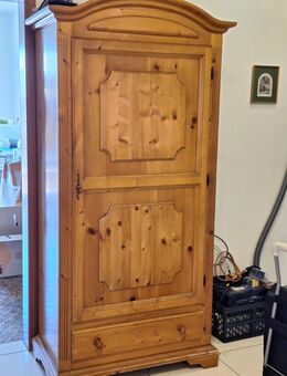 Dielenschrank, Garderobenschrank, Weichholz - Köln