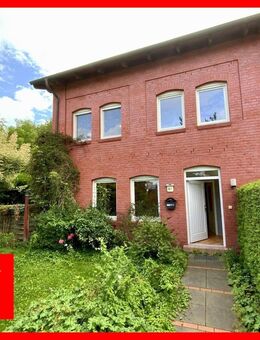 Reihenendhaus direkt am Elbe-Lübeck-Kanal - Lübeck