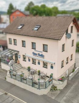 GELEGENHEIT! - Gepflegtes Anwesen - Gastronomie + 2 Wohnungen + Garage und Carport + Stellplätze! - Rödental