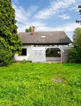 Einfamilienhaus mit Doppelgarage, Kamin, Terrasse und großem Garten - Michelbach (Bilz)