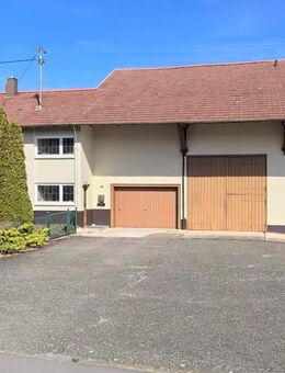 Ehemaliges Bauernhaus mit Garten, großer Scheune und Garage zu vermieten - Dormettingen