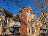 Bezugsfrei: lichtdurchflutete Wohnung im 1.OG mit Balkon von privat - Nauen