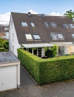 Langenfeld-Immigrath: Exquisites Reihenendhaus in familienfreundlicher Lage - nach WEG geteilt - Langenfeld (Rheinland)
