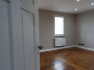 Erstbezug nach Sanierung - 2-Zimmer Wohnung mit Einbauküche - Stein (Bayern)