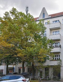 2-ZIMMER-WOHNUNG IM HOCHPARTERRE MIT BALKON IM RUHIGEN HINTERHAUS IN WILMERSDORF - PROVISIONSFREI - Berlin