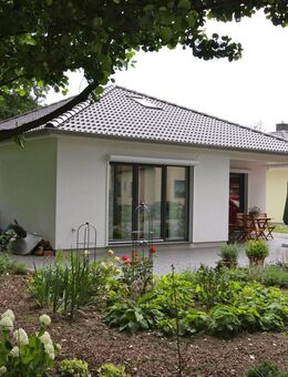 Neu in Daverden: Freistehende Walmdachbungalows mit 3 - 4 Zimmern und ca. 100 - 120 m² im Wacholderweg - Langwedel (Niedersachsen)