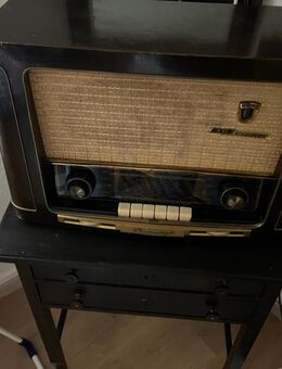 Antikes 3 D Grundig Radio - Neumünster