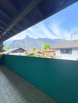Cappuccino mit Bergblick - Oberammergau