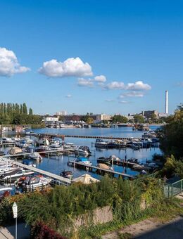 Exklusives Wohnen am Wasser - Smart Home mit Designküche & Westbalkon auf der Halbinsel Stralau - Berlin