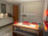Küchenmöbel SieMatic mit Elektrogeräten und Natutsteinarbeitsplatte - Enger (Widukindstadt)