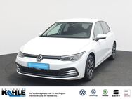 VW Golf, 2.0 TDI VIII Active, Jahr 2022 - Hannover