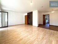 Familienfreundliches Reihenmittelhaus mit Garten, Terrasse, Balkon und Garage in Gärtringen - Gärtringen
