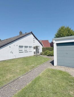 Gepflegte Doppelhaushälfte mit schönem Garten, EBK und Garage in Moordeich - Stuhr