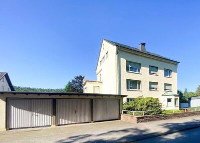 Wohnen mit Weitblick! - Großzügige Dachgeschosswohnung mit eigener Garage in Arnsberg.